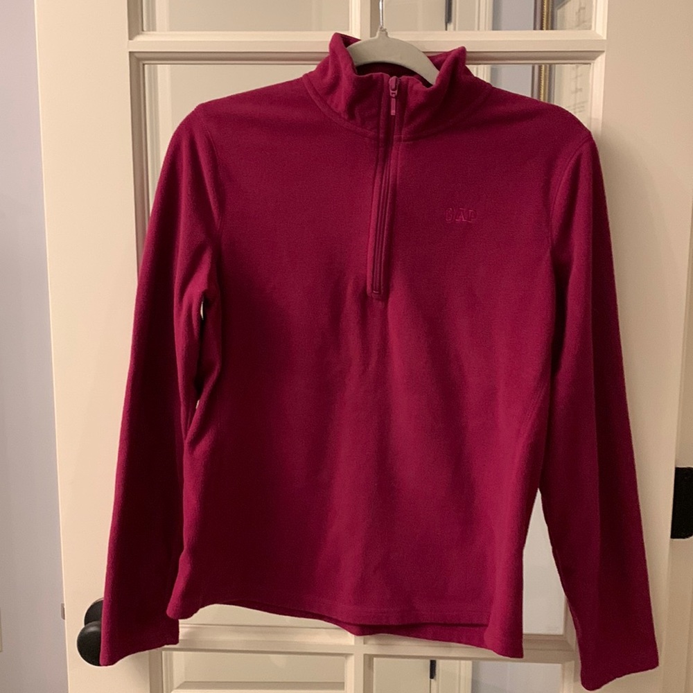 GAP Microfleece Halfzip Woman’s Size M Raspberry Color
